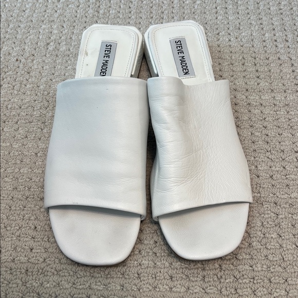 Steve Madden Anders white leather slide sandals size 9 - Picture 2 of 6